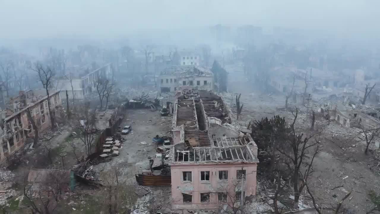 Battle for Mariupol in Ukraine