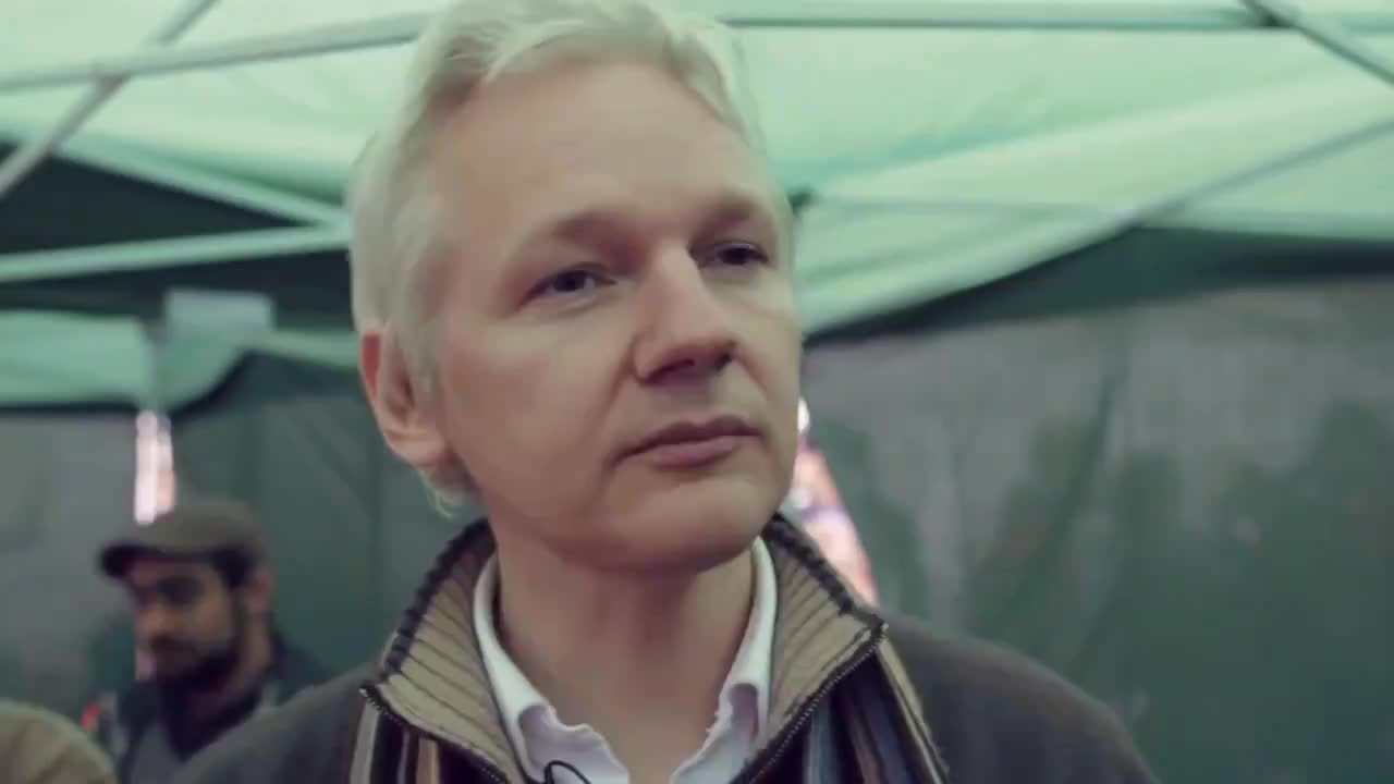 Julian Assange on the goal of the War in...